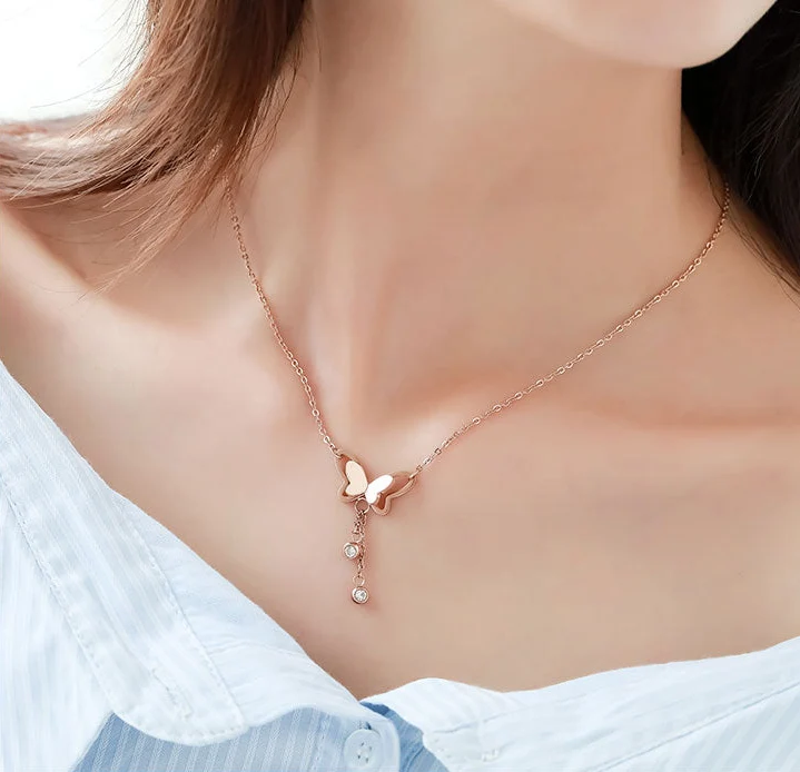 Chimaera Birdwing Necklace - Image 2