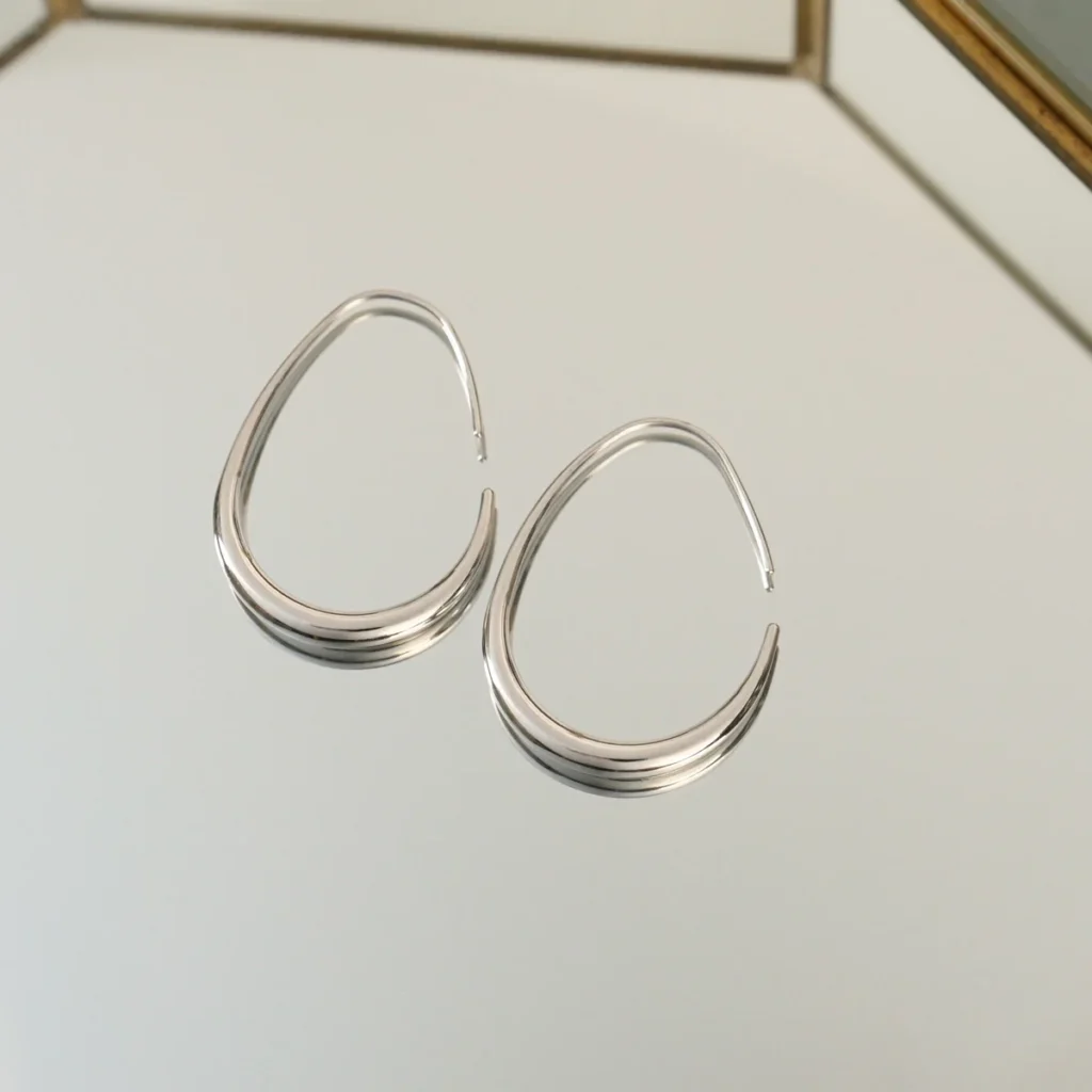 Fiona Hoop Earrings (Silver)