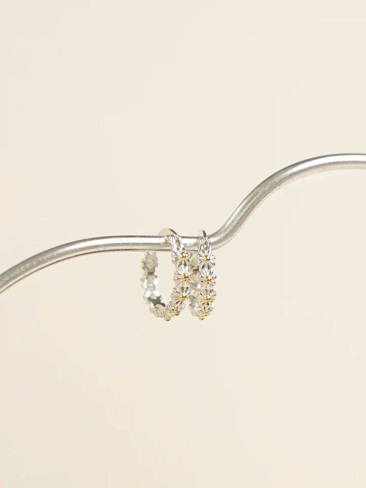Ivette Daisy Hoop Earrings